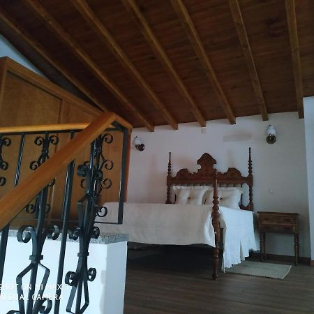 Вилла Retiro Do Cacador Регенгуш-ди-Монсараш Экстерьер фото